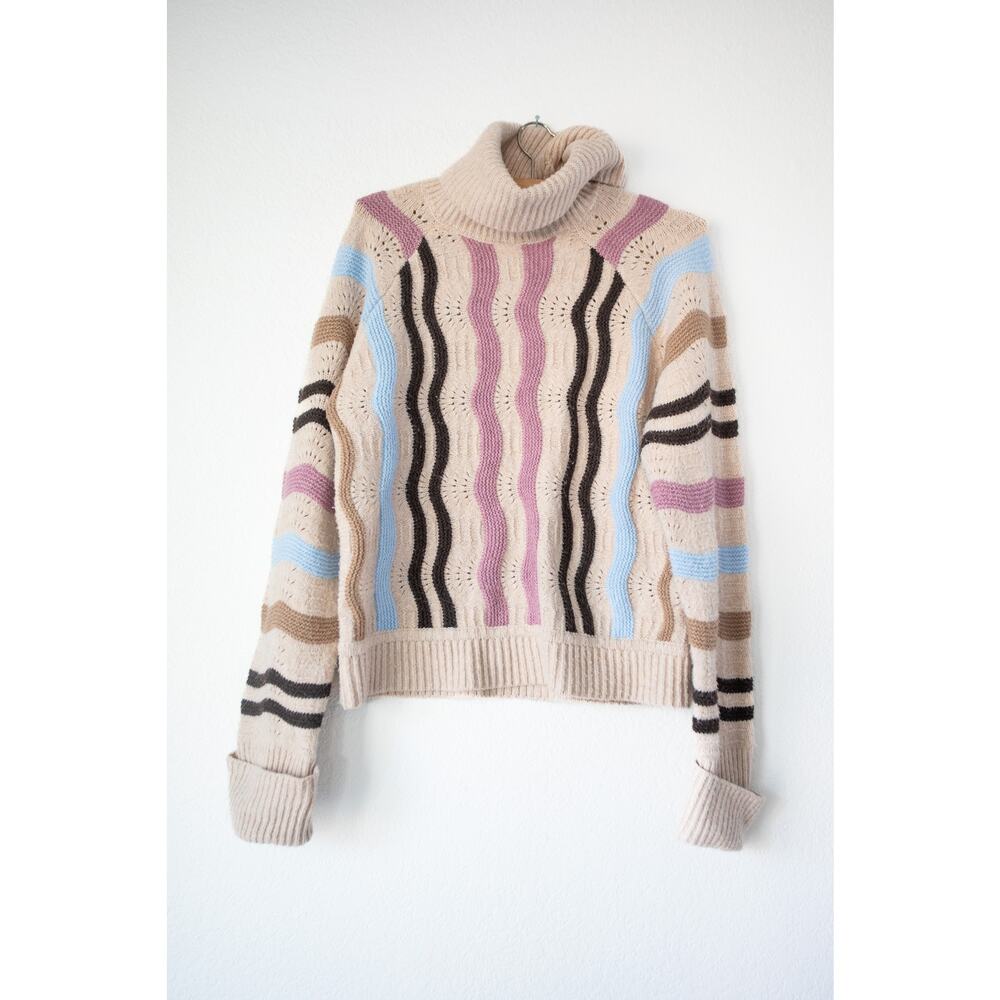 Aspen Wave Stripe Chunky Turtleneck Sweater Medium